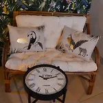 Halte Quelque Part Apartment *