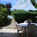 Halte Quelque Part Apartment