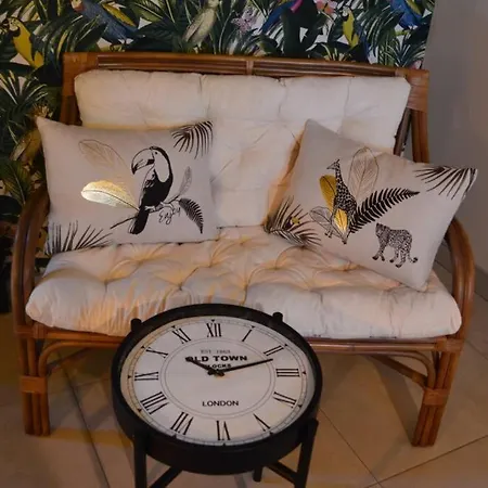 Halte Quelque Part Apartment *